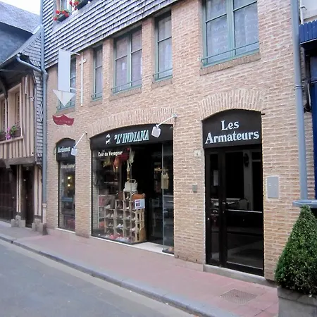 Cosy In With A Private Garden Honfleur