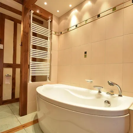 Cosy In With A Private Garden Appartement Honfleur